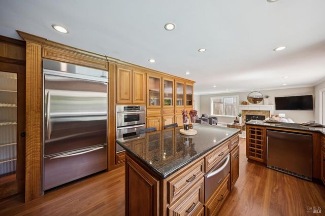 29 Andreas Cir, Novato, CA 94945