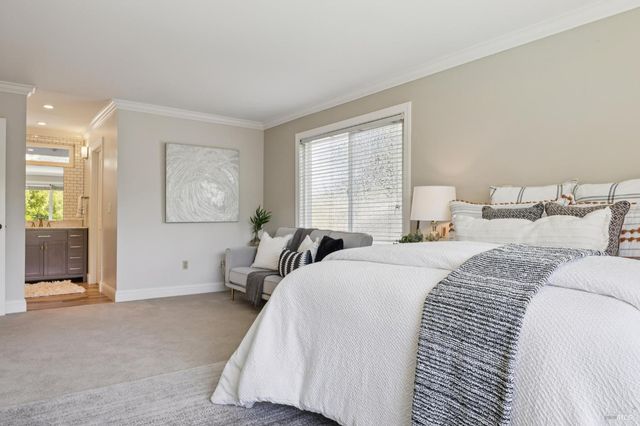 29 Andreas Cir, Novato, CA 94945