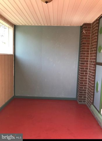 124 N 32ND ST, Camden, NJ 08105