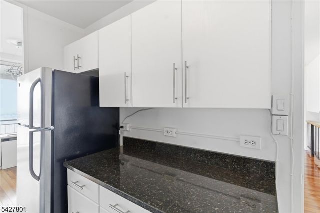 2 Horizon Road, Fort Lee Boro, NJ 07024