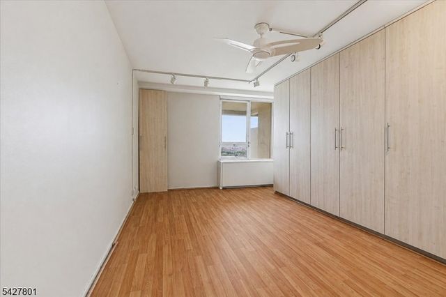2 Horizon Road, Fort Lee Boro, NJ 07024