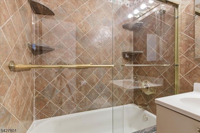2 Horizon Road, Fort Lee Boro, NJ 07024