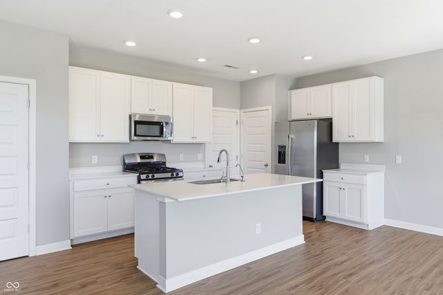 221 Switchgrass Lane, Whiteland, IN 46184