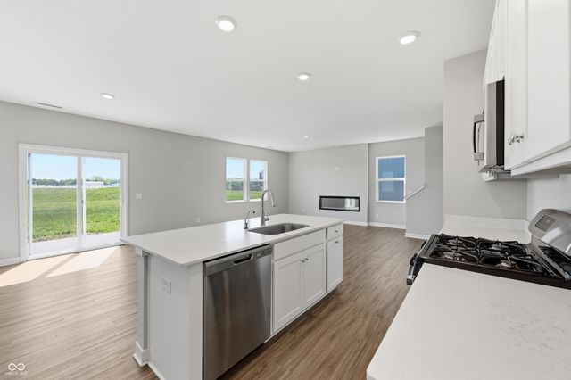 221 Switchgrass Lane, Whiteland, IN 46184