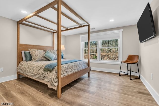 109 Castle Rock Rd, Jefferson Twp., NJ 07849