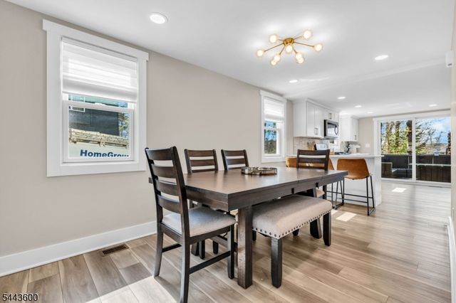 109 Castle Rock Rd, Jefferson Twp., NJ 07849