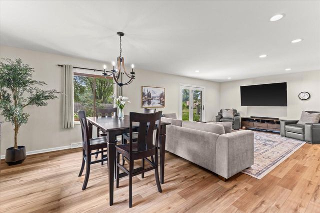 S43W38745 County Road D, Dousman, WI 53118