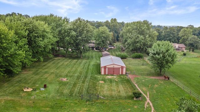 S43W38745 County Road D, Dousman, WI 53118