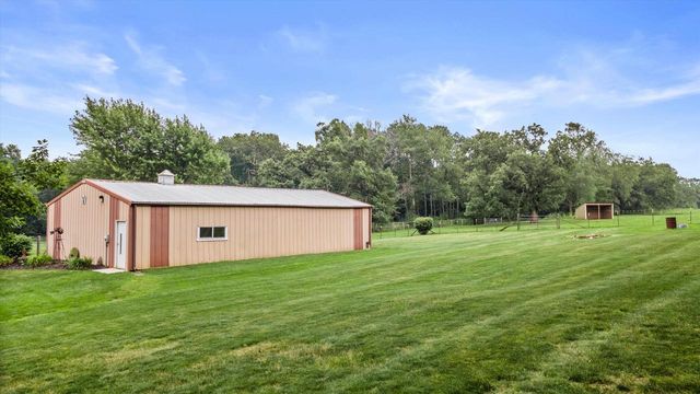 S43W38745 County Road D, Dousman, WI 53118