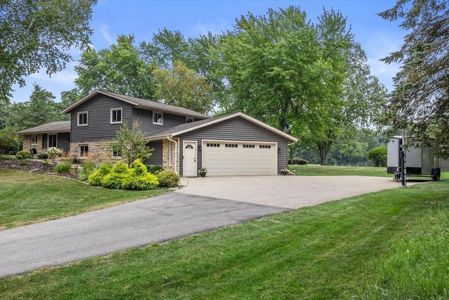 S43W38745 County Road D, Dousman, WI 53118