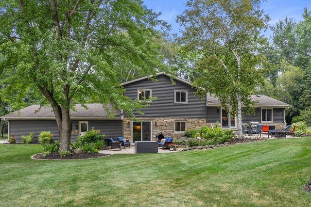 S43W38745 County Road D, Dousman, WI 53118