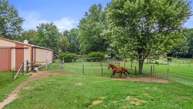 S43W38745 County Road D, Dousman, WI 53118