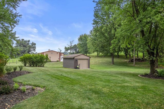 S43W38745 County Road D, Dousman, WI 53118