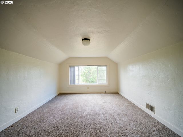 7020 Sw COUNTRY CLUB Dr, Corvallis, OR 97333