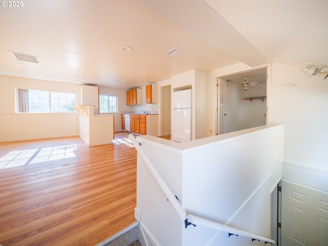 7020 Sw COUNTRY CLUB Dr, Corvallis, OR 97333