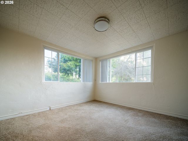 7020 Sw COUNTRY CLUB Dr, Corvallis, OR 97333