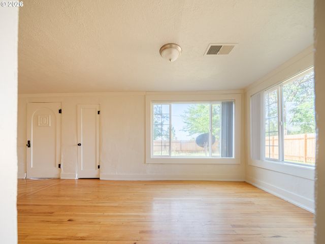 7020 Sw COUNTRY CLUB Dr, Corvallis, OR 97333