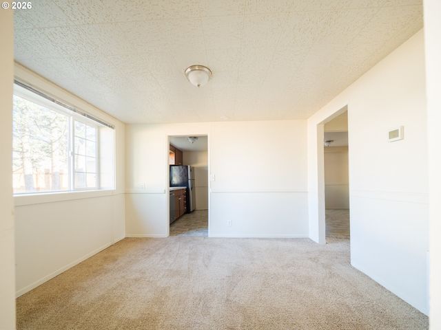 7020 Sw COUNTRY CLUB Dr, Corvallis, OR 97333