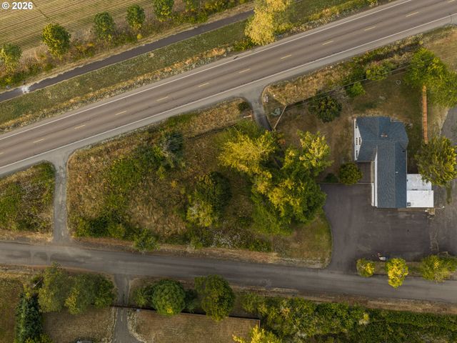 7020 Sw COUNTRY CLUB Dr, Corvallis, OR 97333