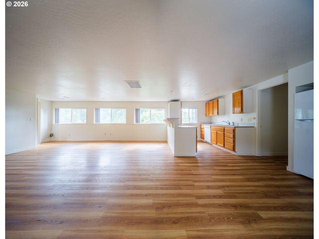 7020 Sw COUNTRY CLUB Dr, Corvallis, OR 97333