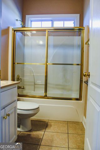 401 Myrtle Court, Loganville, GA 30052