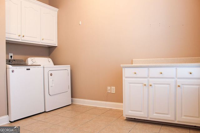 401 Myrtle Court, Loganville, GA 30052