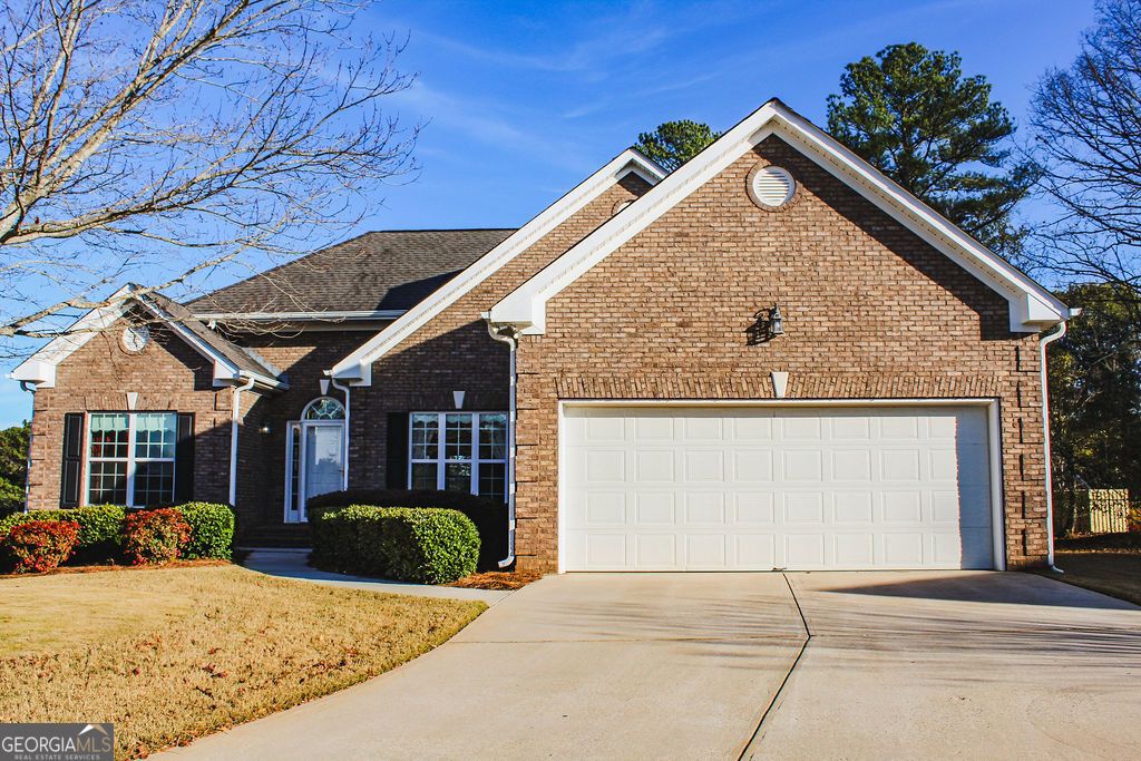401 Myrtle Court, Loganville, GA 30052