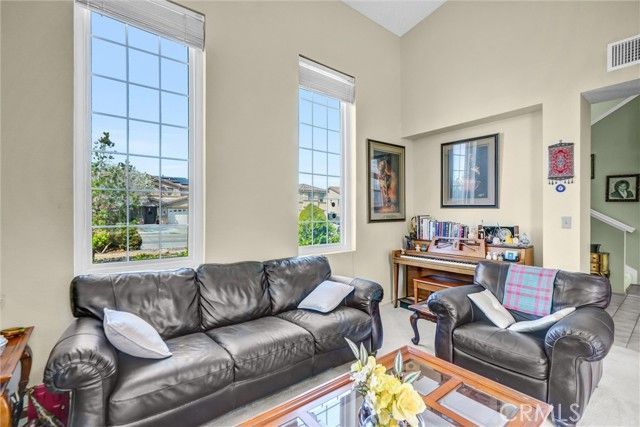 37230 45th St E, Palmdale, CA 93552