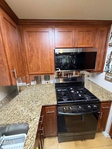 1340 E Hillcrest Drive 10, Thousand Oaks, CA 91362