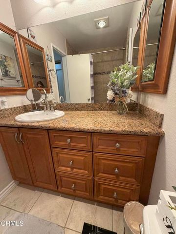 1340 E Hillcrest Drive 10, Thousand Oaks, CA 91362