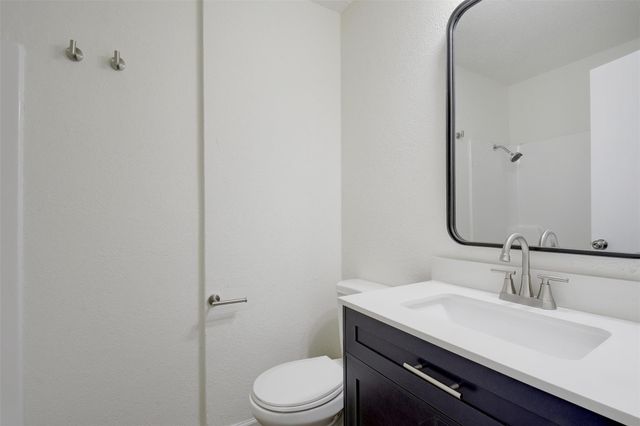 6803 Woodhue DR A, Austin, TX 78745