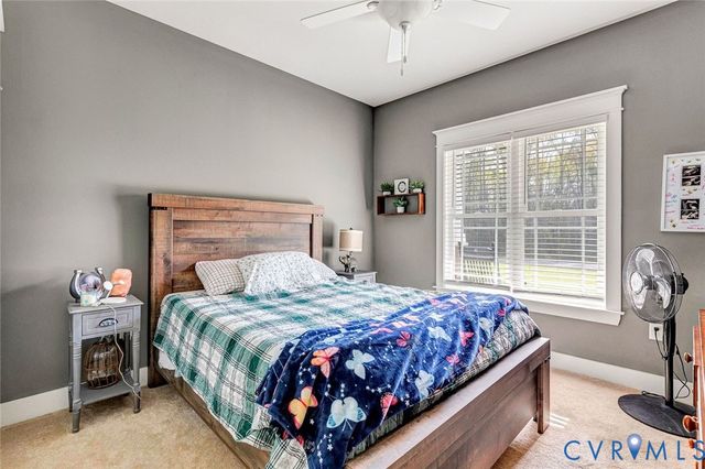 8365 Drakes Landing Ct, Mechanicsville, VA 23111
