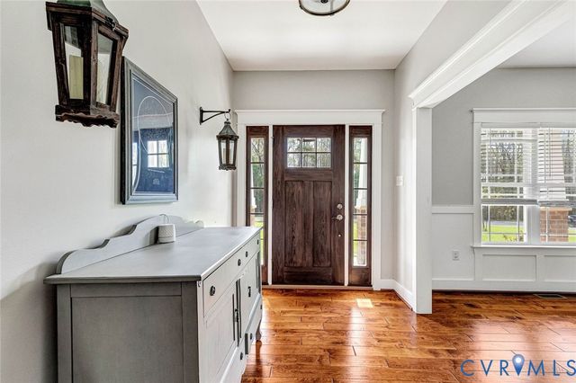 8365 Drakes Landing Ct, Mechanicsville, VA 23111
