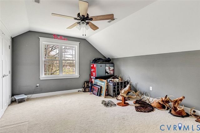8365 Drakes Landing Ct, Mechanicsville, VA 23111
