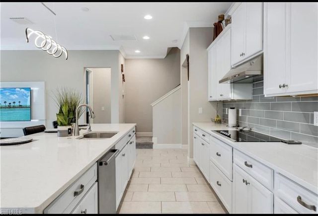 3320 Pilot CIR, Naples, FL 34120