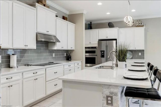 3320 Pilot CIR, Naples, FL 34120