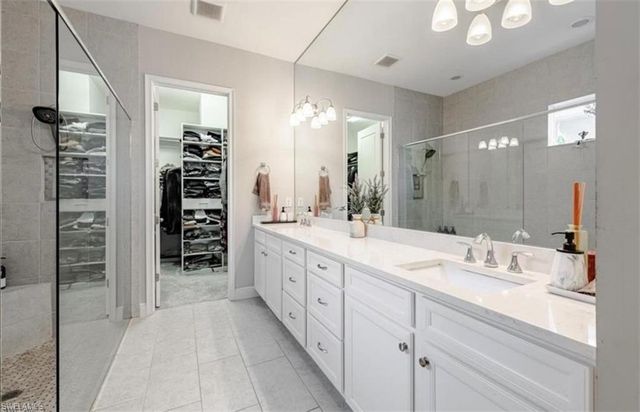 3320 Pilot CIR, Naples, FL 34120