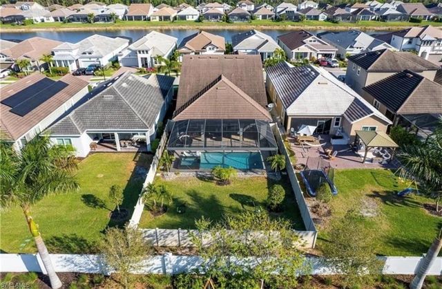 3320 Pilot CIR, Naples, FL 34120