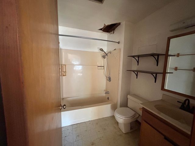 30 Bear Canyon Road, Weaverville, CA 96093