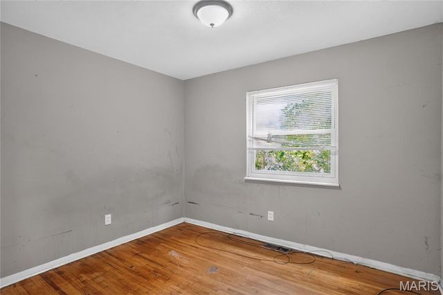 8441 Brotherton Lane, St Louis, MO 63135