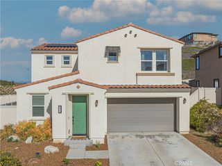 18175 Meridian Lane, Saugus, CA 91350
