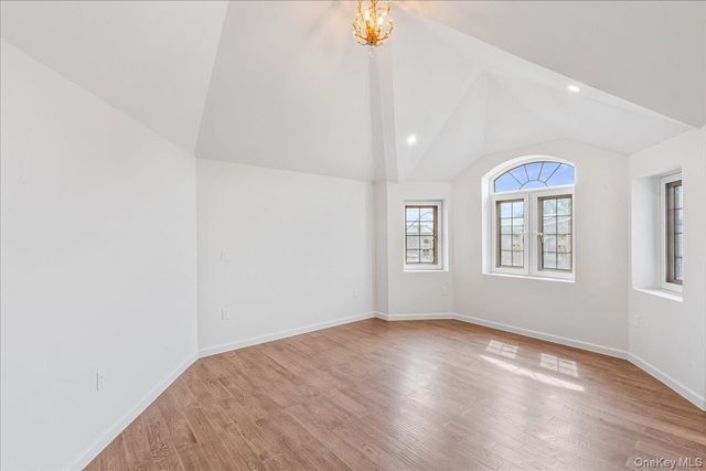 15033 Hawtree St, Ozone Park, NY 11417