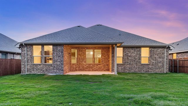 10424 PALMETTO Street, Grand Prairie, TX 76065