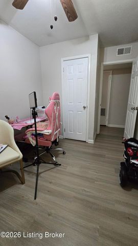 7307 Nathan Hale Way, Louisville, KY 40272