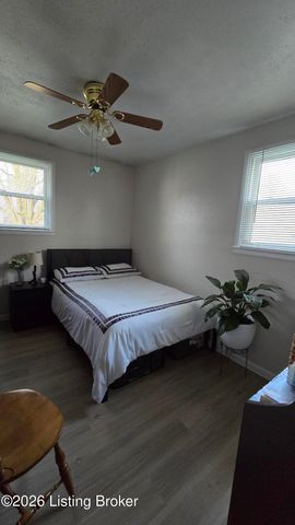 7307 Nathan Hale Way, Louisville, KY 40272