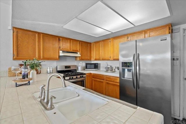 6785 Cielo Drive, San Diego, CA 92114