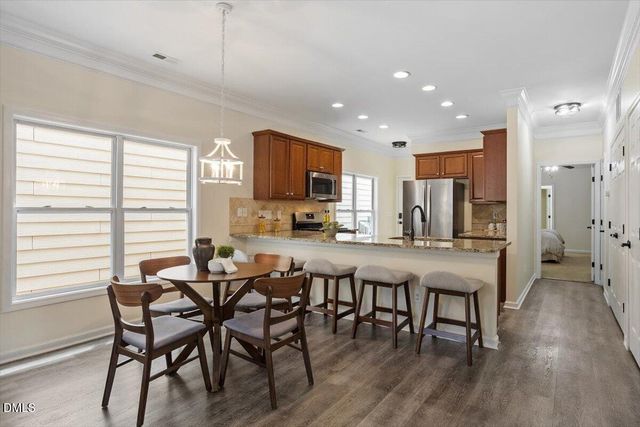 988 Ambergate Station, Apex, NC 27502