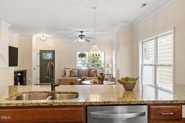 988 Ambergate Station, Apex, NC 27502