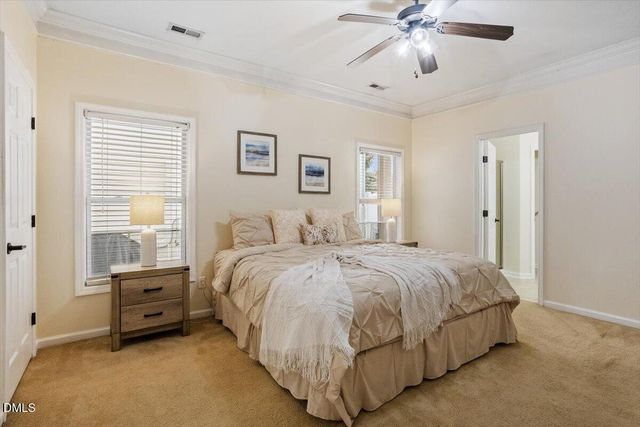 988 Ambergate Station, Apex, NC 27502