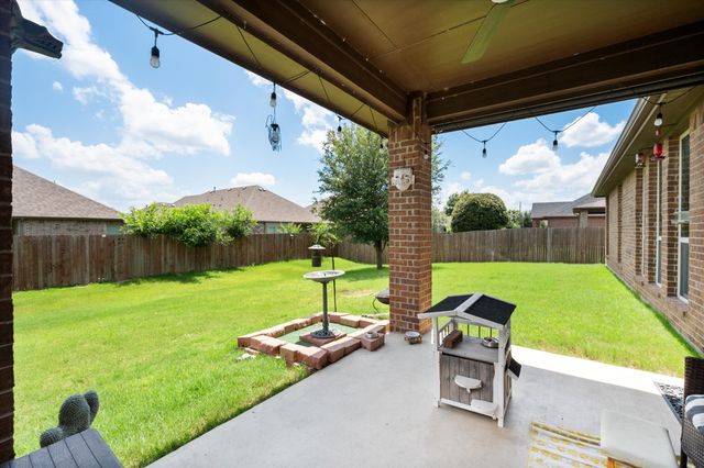 2919 Ladoga Drive, Grand Prairie, TX 75054